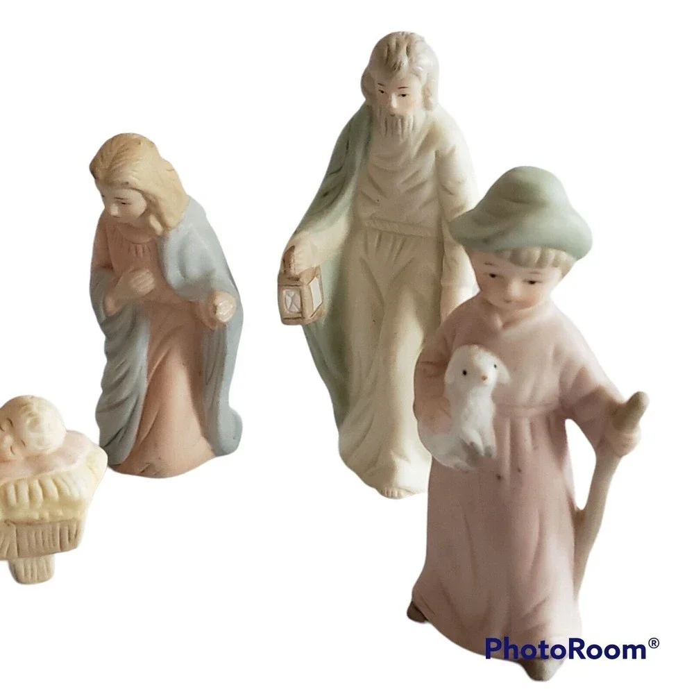 VINTAGE 8 PIECE‎ LEFTON CHRISTMAS NATIVITY FIGURINES MADE IN Taiwan